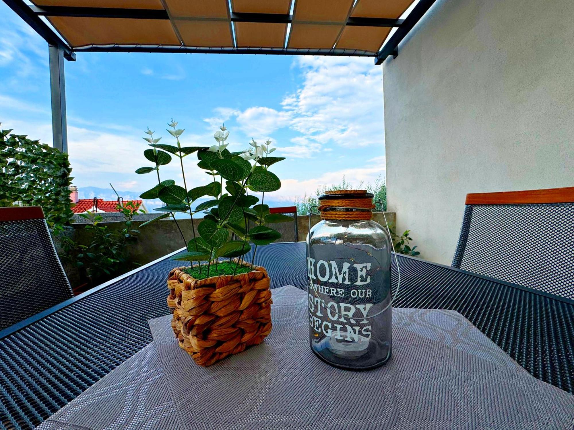 Baloevic Apartment Postira